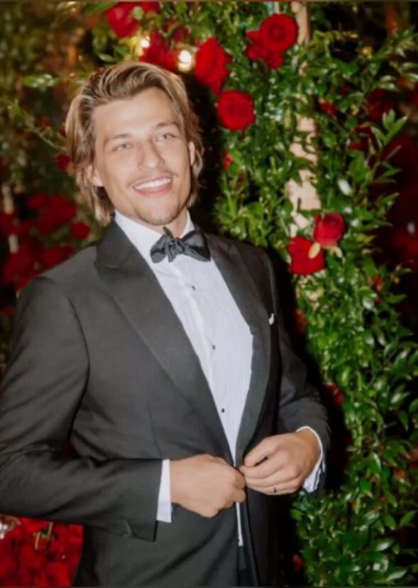 Casting roles to jake bongiovi in Live action
