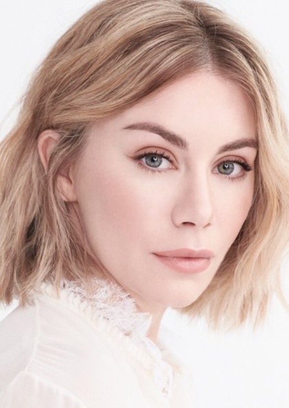 Character Ideas for Jennifer Holland to play as