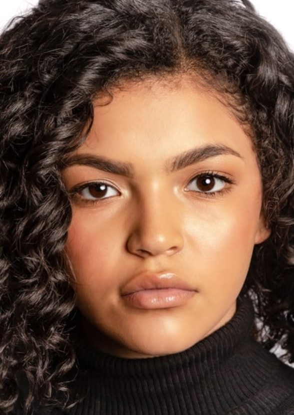 Character That Gabriella Surodjawan should play