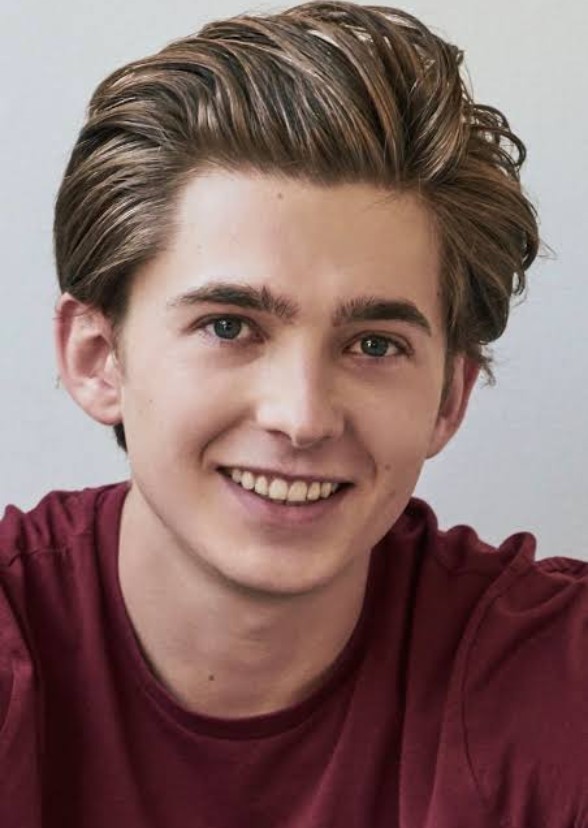 Characters I wanna see Austin Abrams play.