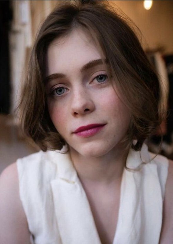 Characters sophia lillis should have played in Live action