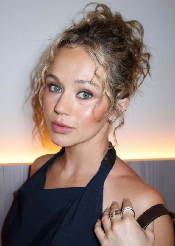 Characters that Brec Bassinger should play