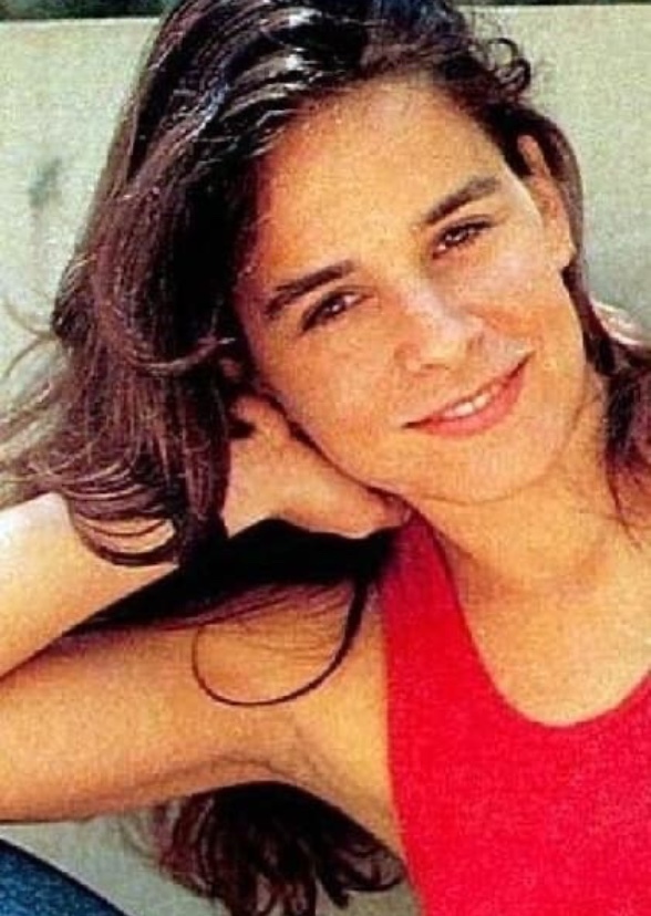 Claudia Magno: A Life in the Spotlight