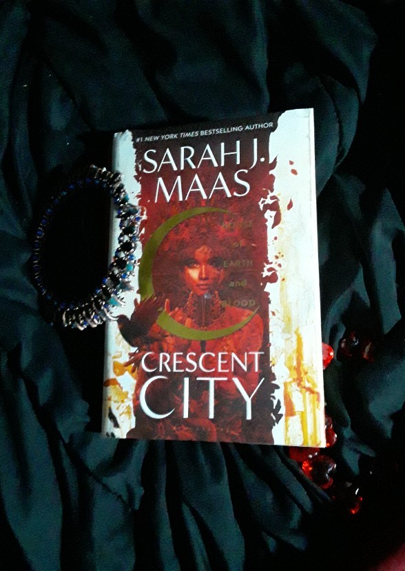 Crescent city 