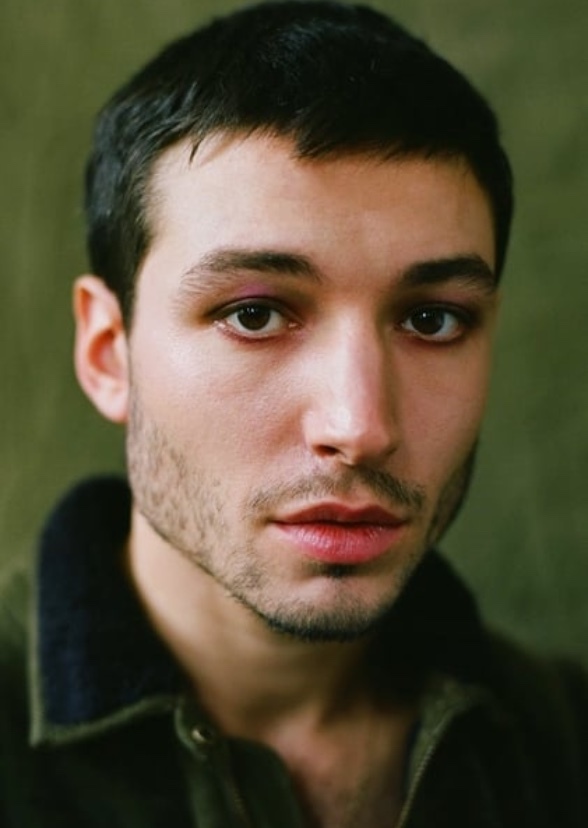 Ezra Miller defeat