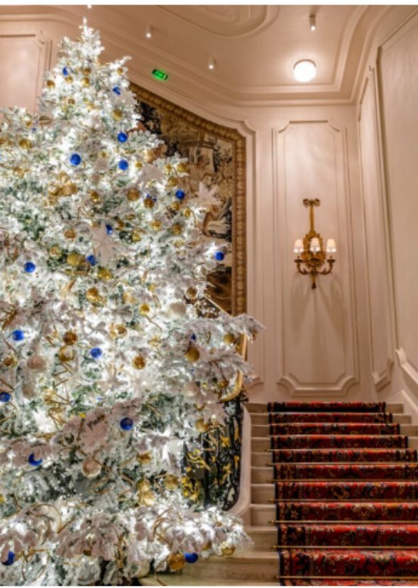Inn Christmas 