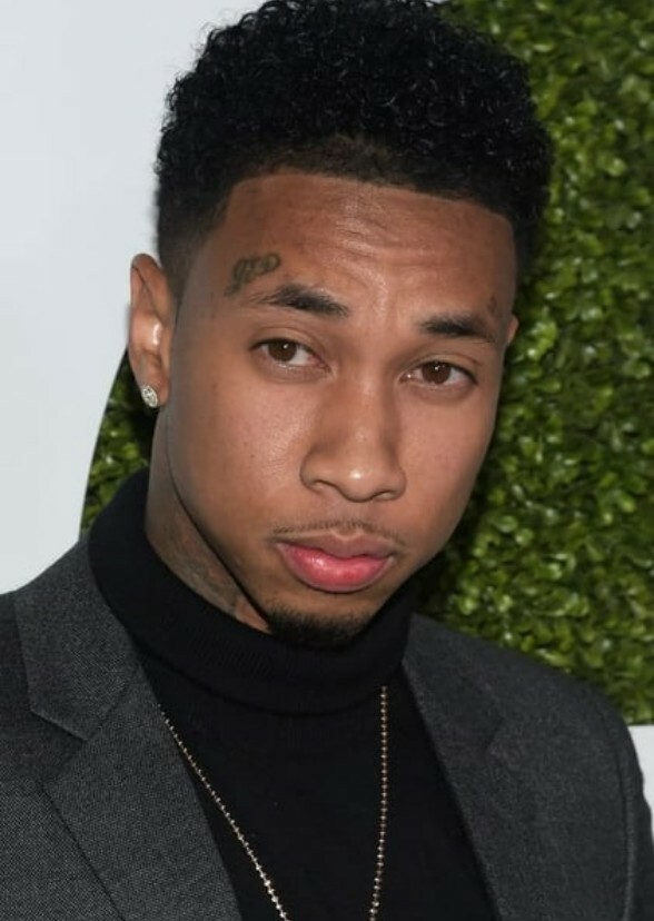 Joey And Olivia Slap Tyga