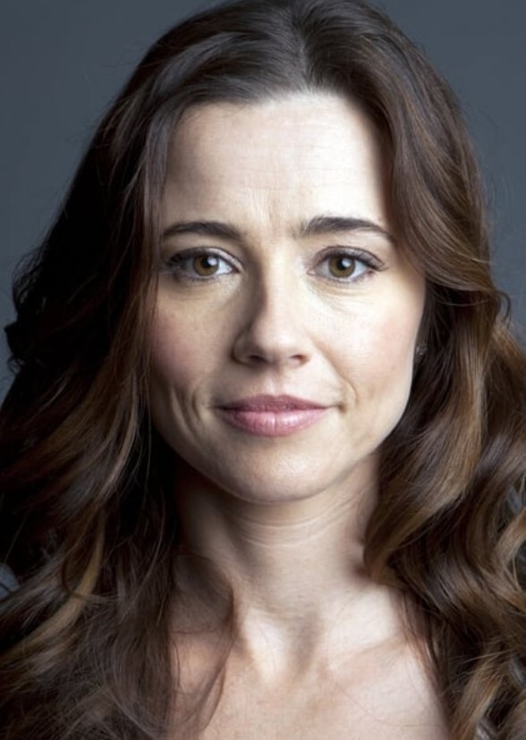 Linda Cardellini Recast