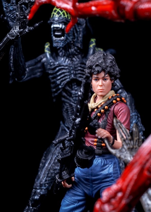 ALIENS  REVENANT