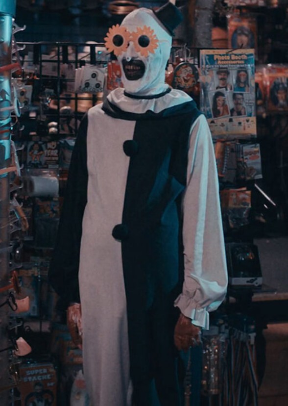 Terrifier 2 Art the Clown Costume
