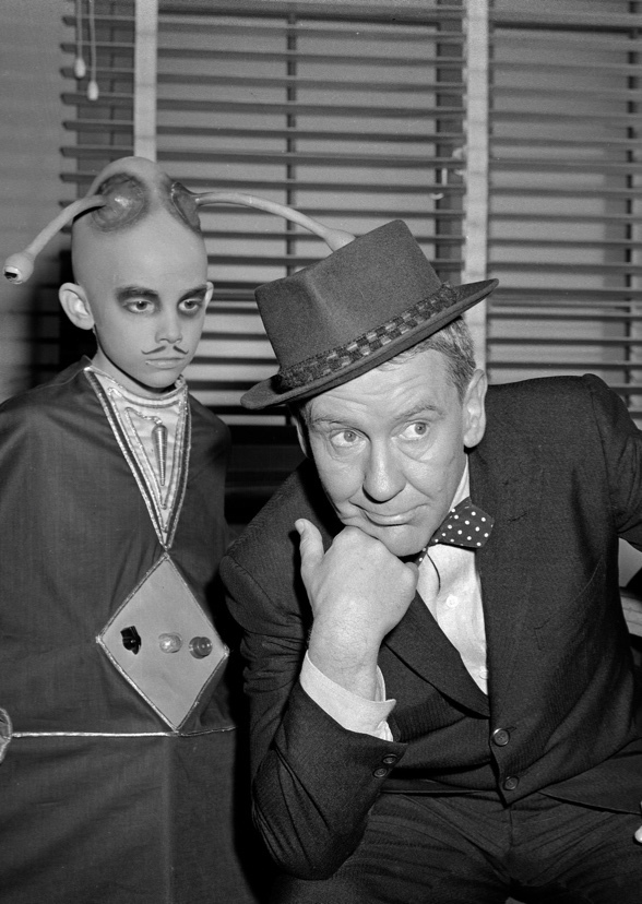 The Twilight Zone (1990s) 2x19 - Mr. Dingle The Strong