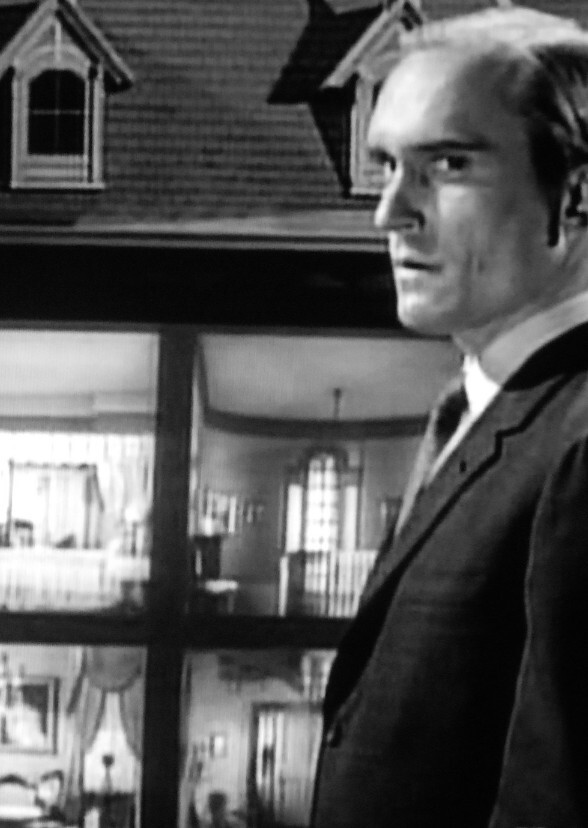 The Twilight Zone (1990s) 4x8 - Miniature