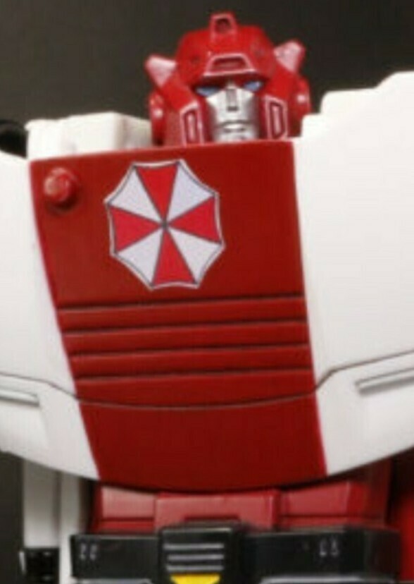 TRANSFORMERS RESIDENT EVIL PARODY