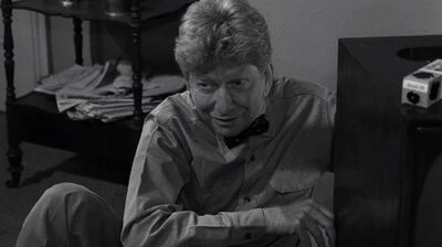The Twilight Zone (1990s) - 5x24 - What’s in The Box