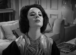 The Twilight Zone (1990s) 5x23 - Queen of The Nile