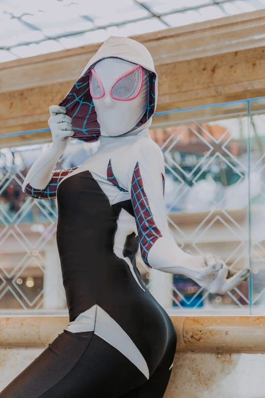 Emma Stone as ghost spider kade