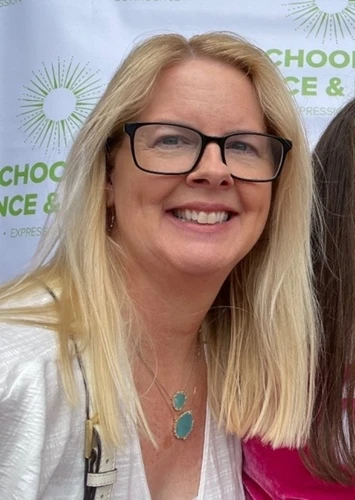 Who Looks Like My Mom