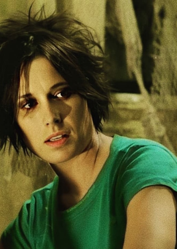 What Actresses Could've Played Amanda Young in Various Decades?
