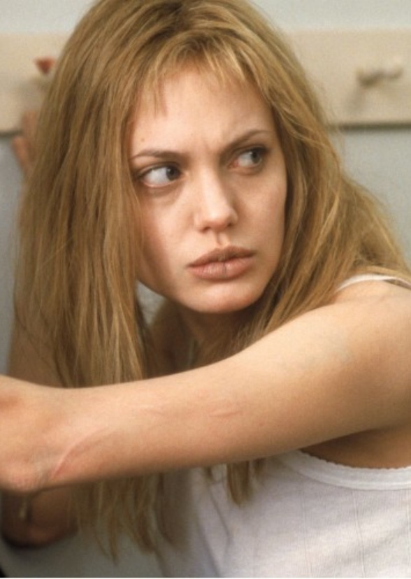 What Actresses Could've Played Lisa Rowe in Various Decades?