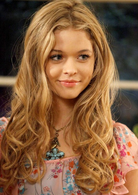 What character sasha pieterse 