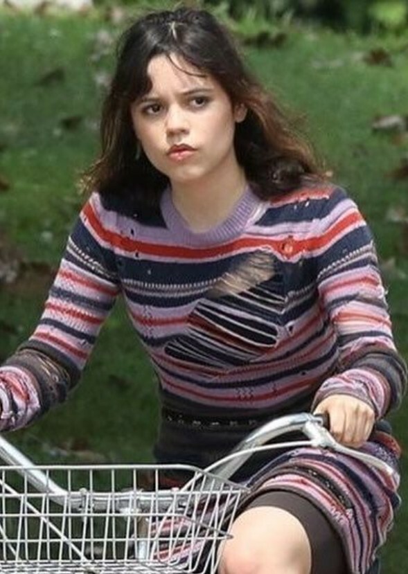 Which Actress Should've astrid deetz in Various Decades?
