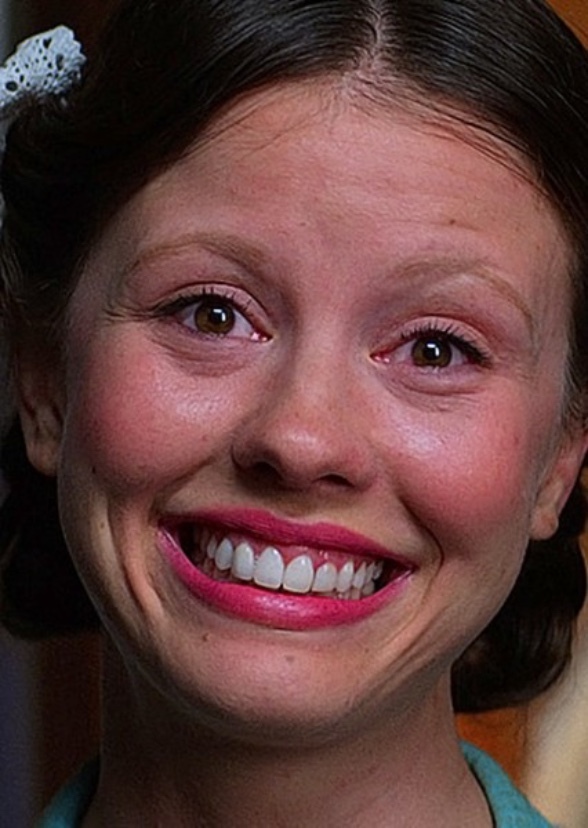 Which Actress Should've Played Pearl in Various Decades?