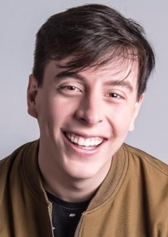 Which characters should Thomas Sanders play?