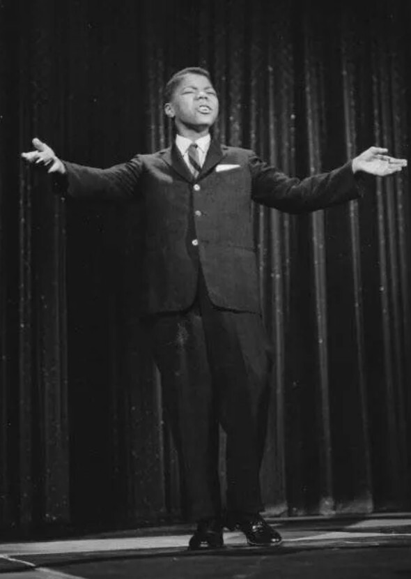 Why Do Fools Fall In Love: The Frankie Lymon Story