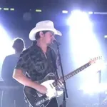 Camouflage (Brad Paisley song)