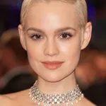 Emilia Schüle