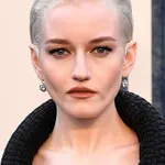 Julia Garner