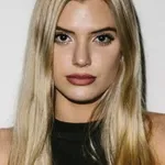 Alissa Violet