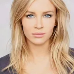 Tara Holt