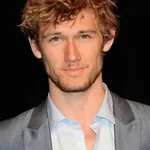 Alex Pettyfer