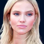 Sasha Luss