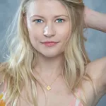 Emilie de Ravin