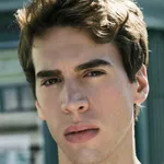 Jordan Gavaris