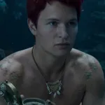 Aaron (Ansel Elgort)