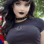 QUEEN_NEPHIE