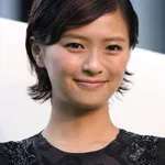 Nana Eikura