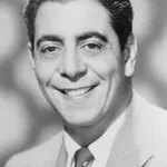 Robert Strauss