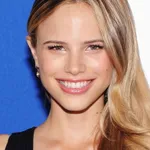Halston Sage