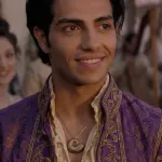 Victor (Mena Massoud)