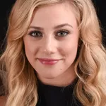 Lili Reinhart