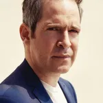 Tom Hollander