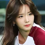 Yoon Bo-mi