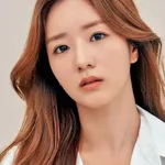 Yoon Bo-mi