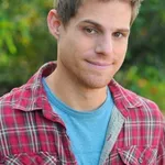 Nathan Frizzell