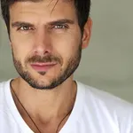 Manos Gavras