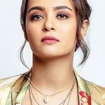 Surveen Chawla